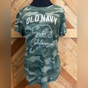 Old Navy Green Camo California Graphic Tee